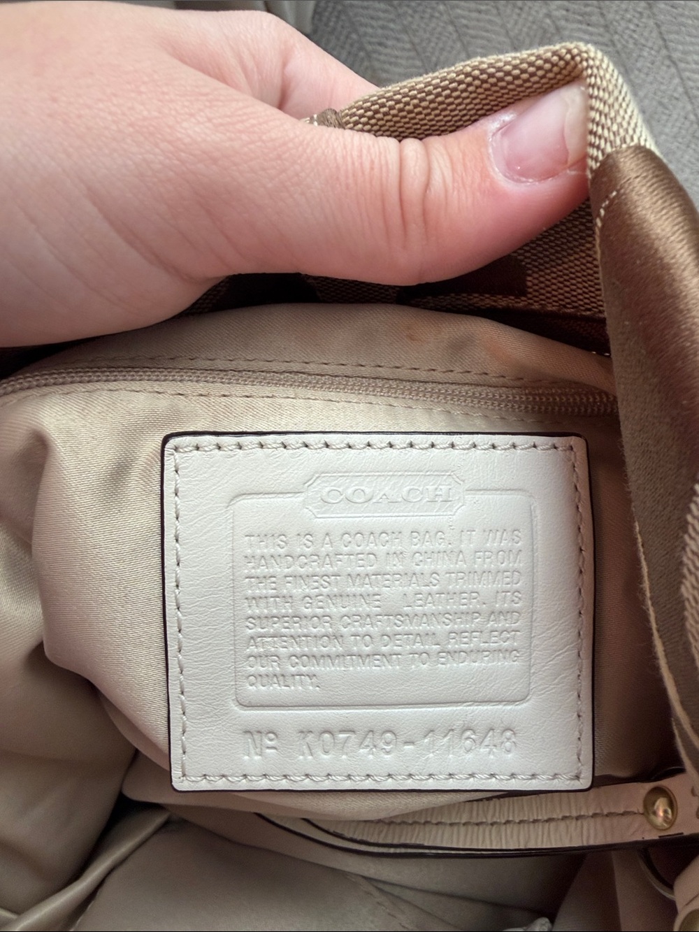 Y2K Coach Carly Signature Hobo Bag - Picture 14 of 16